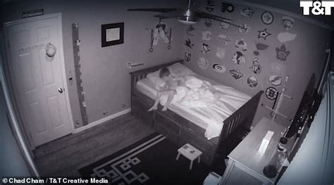 mom and daughter amateur porn|Dad stealthily leaves sleeping daughter's room .